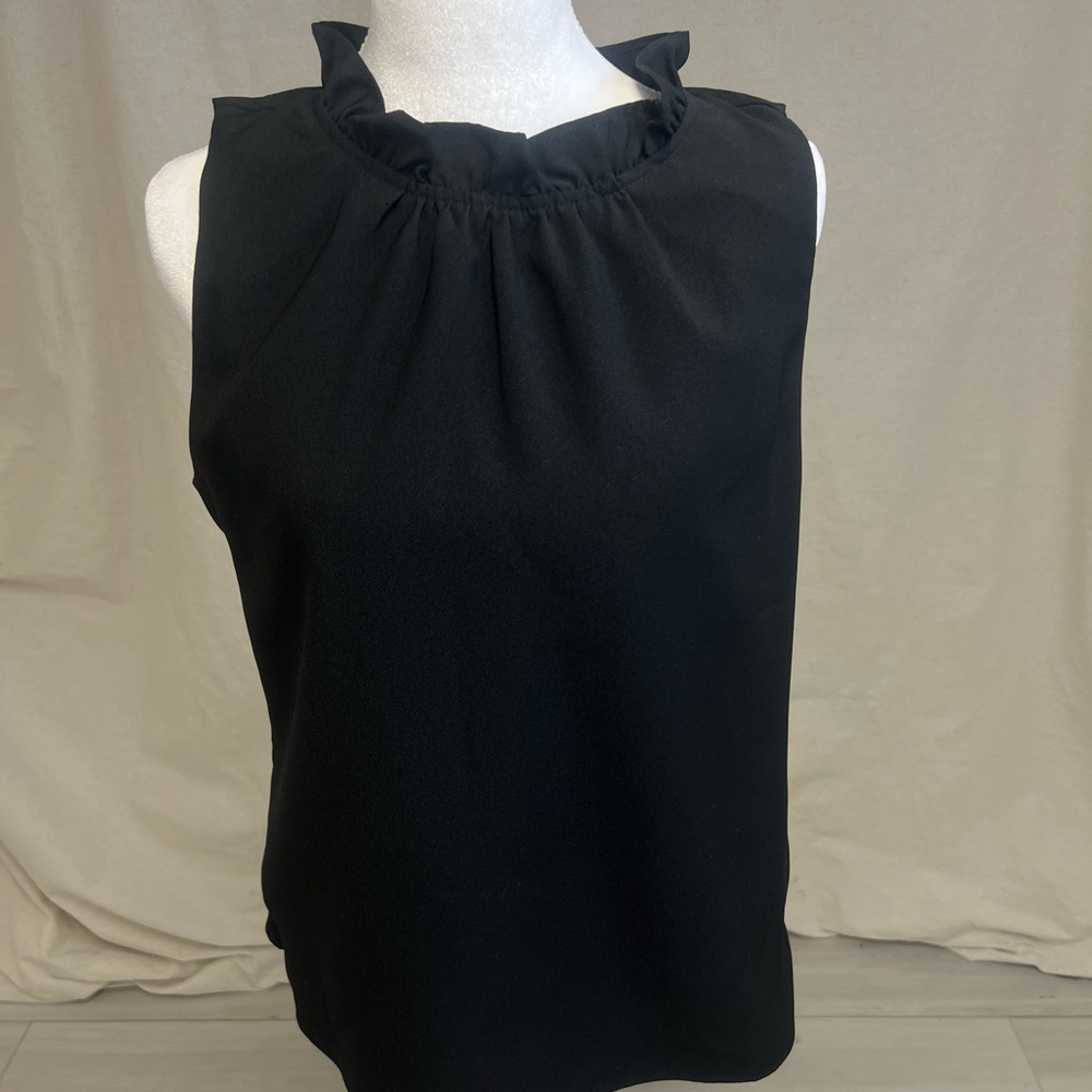 J.‎ Crew Black Sleeveless Ruffle-Neck Shell Blouse Sz S Preppy Classic Office